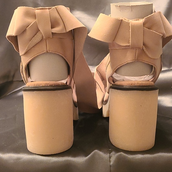 ❤️ NWT/BOX Free People shoes & gift - Picture 8 of 13